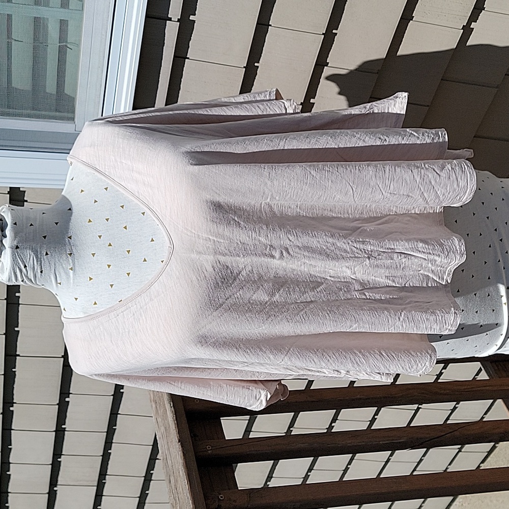 Ivory flowy batwing top